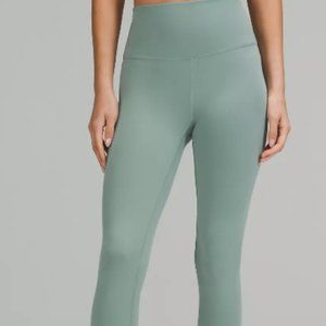 NEW - Lululemon Wunder Train High-Rise Tight 25"